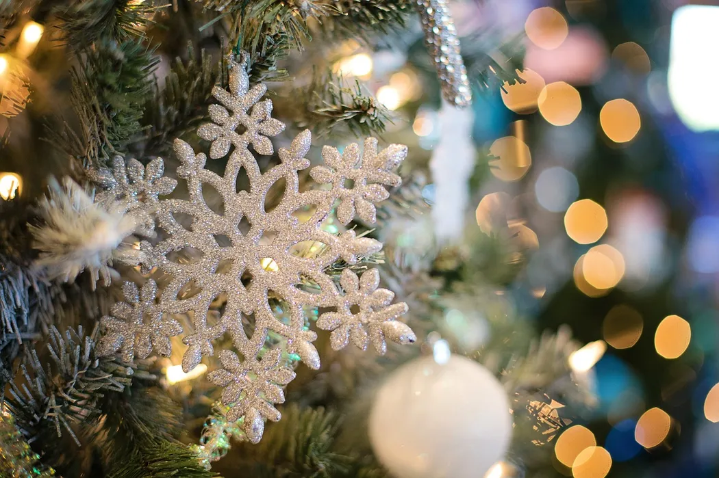 Kilka prostych kroków, dzięki którym Twój dom będzie wyglądał pięknie w Boże Narodzenie